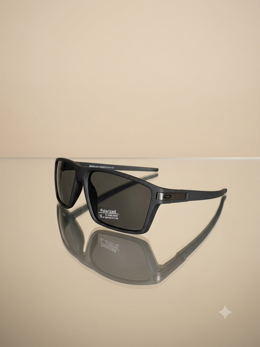 عینک مردانه Oakley
