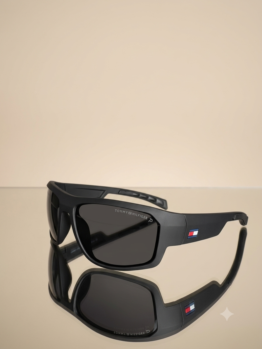 عینک Tommy Hilfiger شیشه مشکی